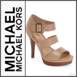 Michael Michael Kors Finley Platform Sandal 9 NIB